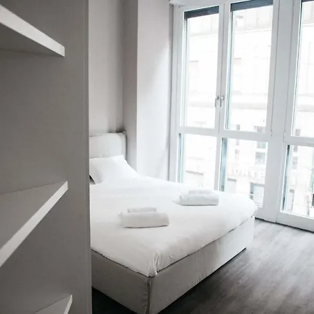 Twoone Aparthotel